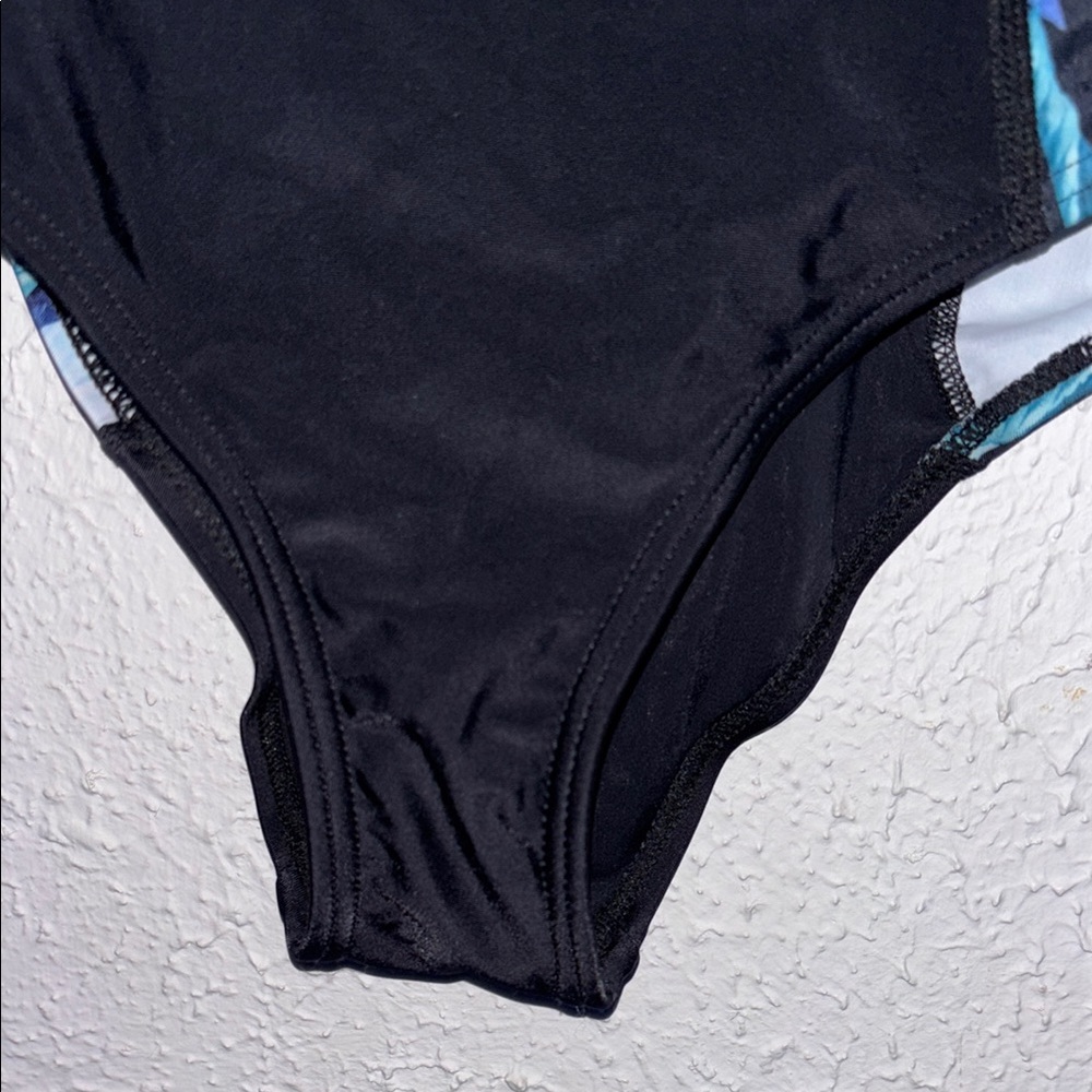 YOLIPULI One Piece Floral Swimsuit w/Long Sleeves&Thumbnail insert,P:16”, L:30” - Picture 7 of 10